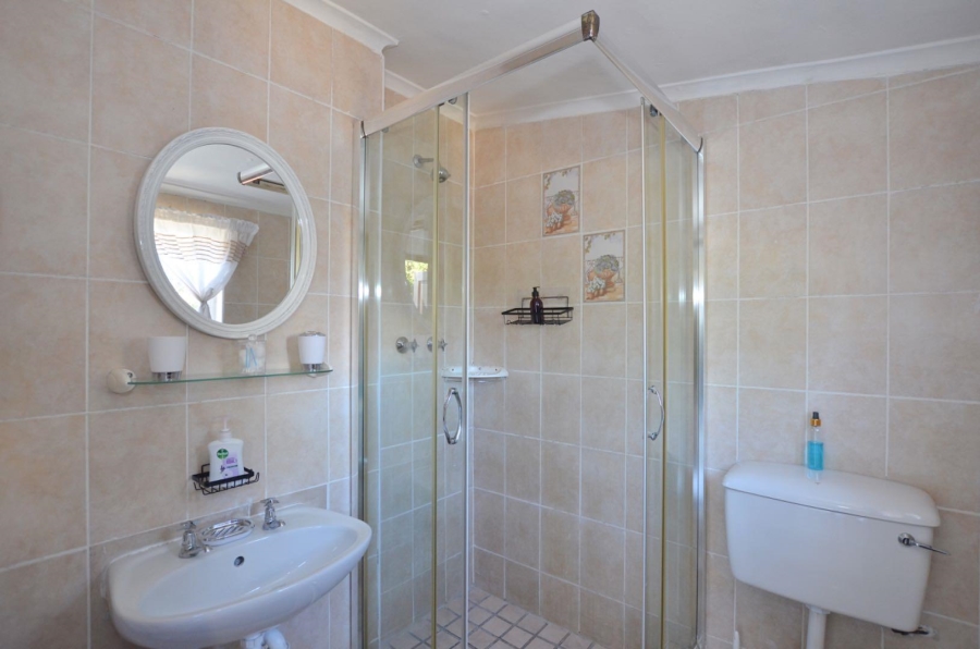 11 Bedroom Property for Sale in Milnerton Western Cape